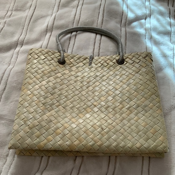 Banig Straw Tote Bag NEW! - Picture 4 of 6